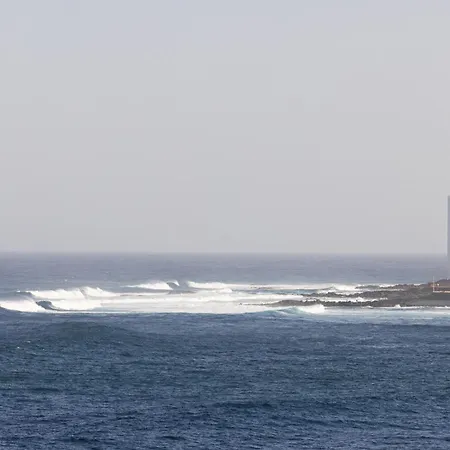 Home2book Ocean View Natural Pool & Bajamar (La Laguna)