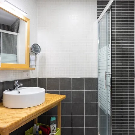 Home2book Ocean View Bajamar Natural Pool & Bajamar (La Laguna)